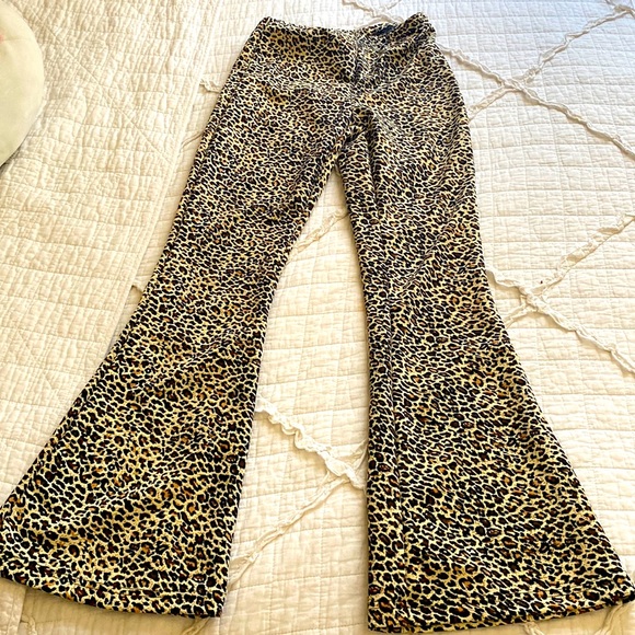 Cheetah print flare pants - Picture 1 of 2